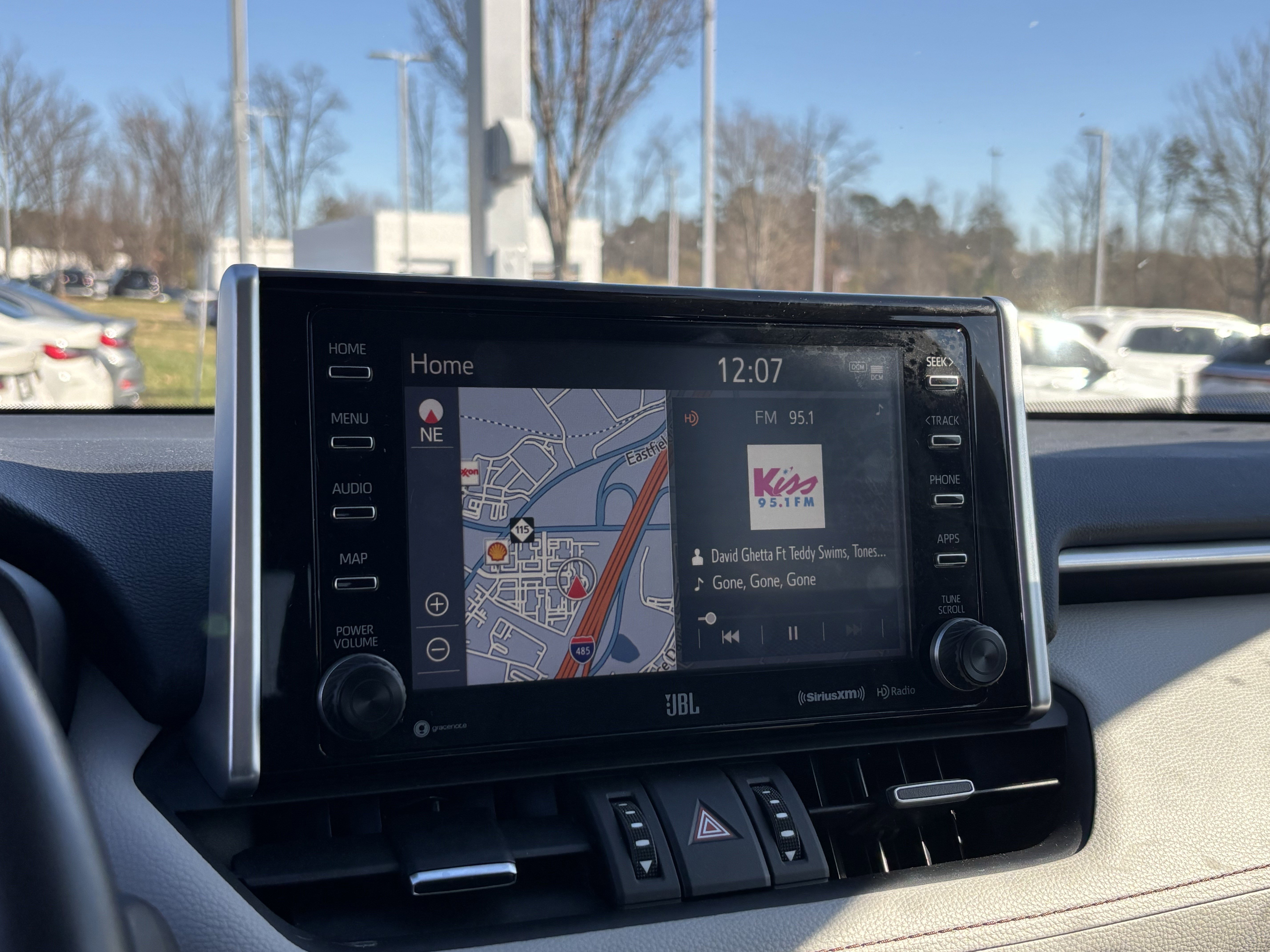 Used 2021 Toyota RAV4 Limited image 24