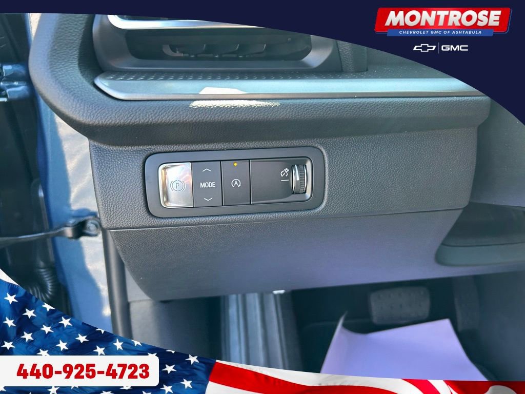 New 2026 Chevrolet Traverse LT w/ Sun and Wheel Package FWD image 11