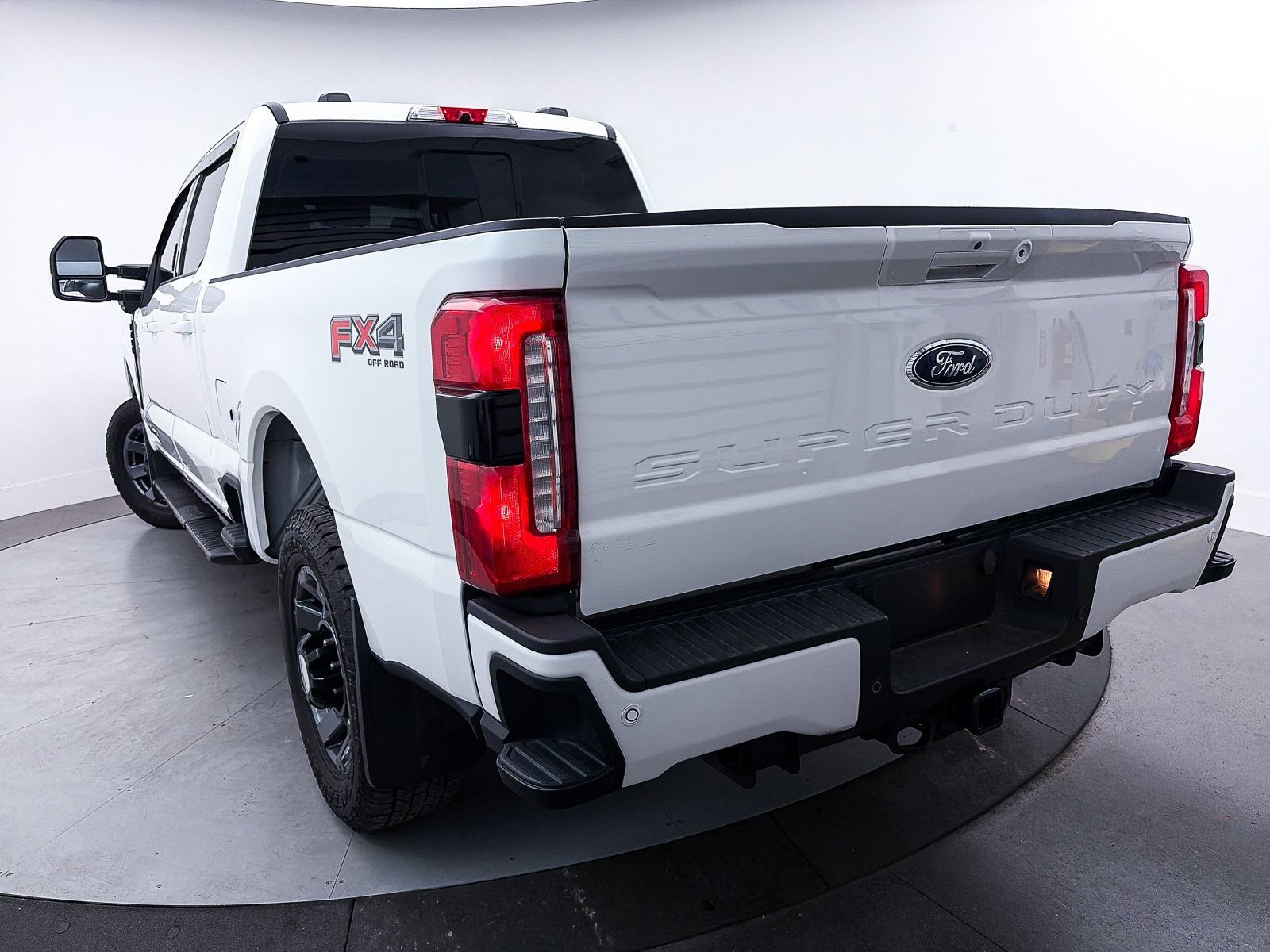 Used 2023 Ford F250 Lariat w/ Lariat Ultimate Package AWD/4WD image 20