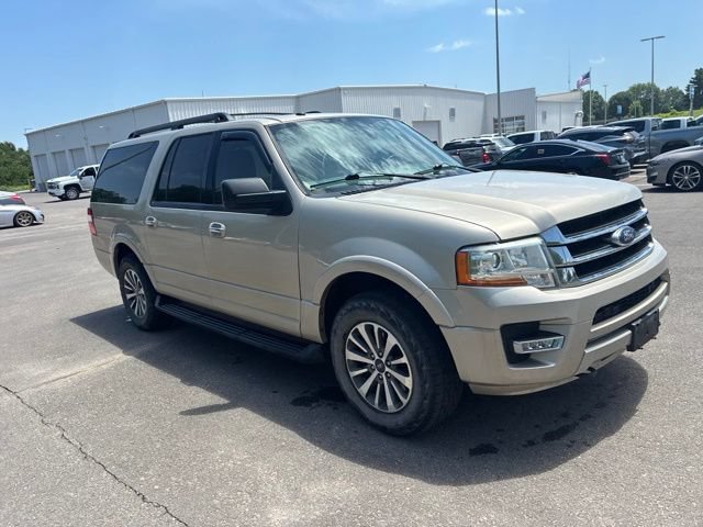 Used 2017 Ford Expedition EL XLT w/ Equipment Group 202A AWD/4WD image 6