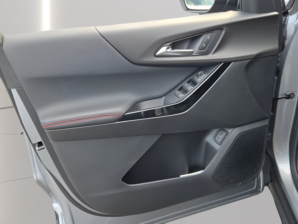 Certified 2023 Chevrolet TrailBlazer ACTIV w/ Sun and Liftgate Package FWD image 23