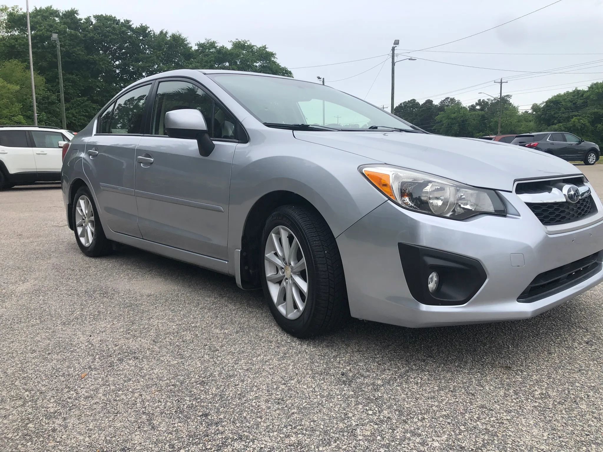 Used 2014 Subaru Impreza 2.0i Premium AWD/4WD image 3