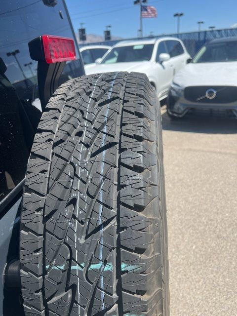 Used 2017 Jeep Wrangler Unlimited Sport w/ Connectivity Group image 33