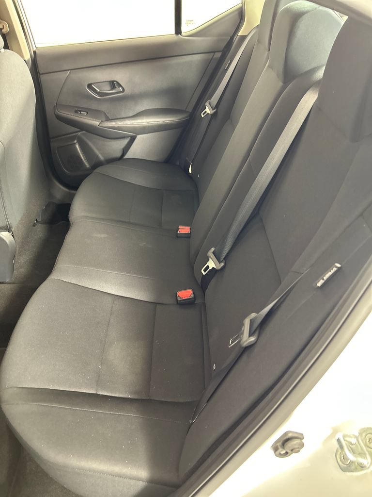 Used 2024 Nissan Sentra S FWD image 17