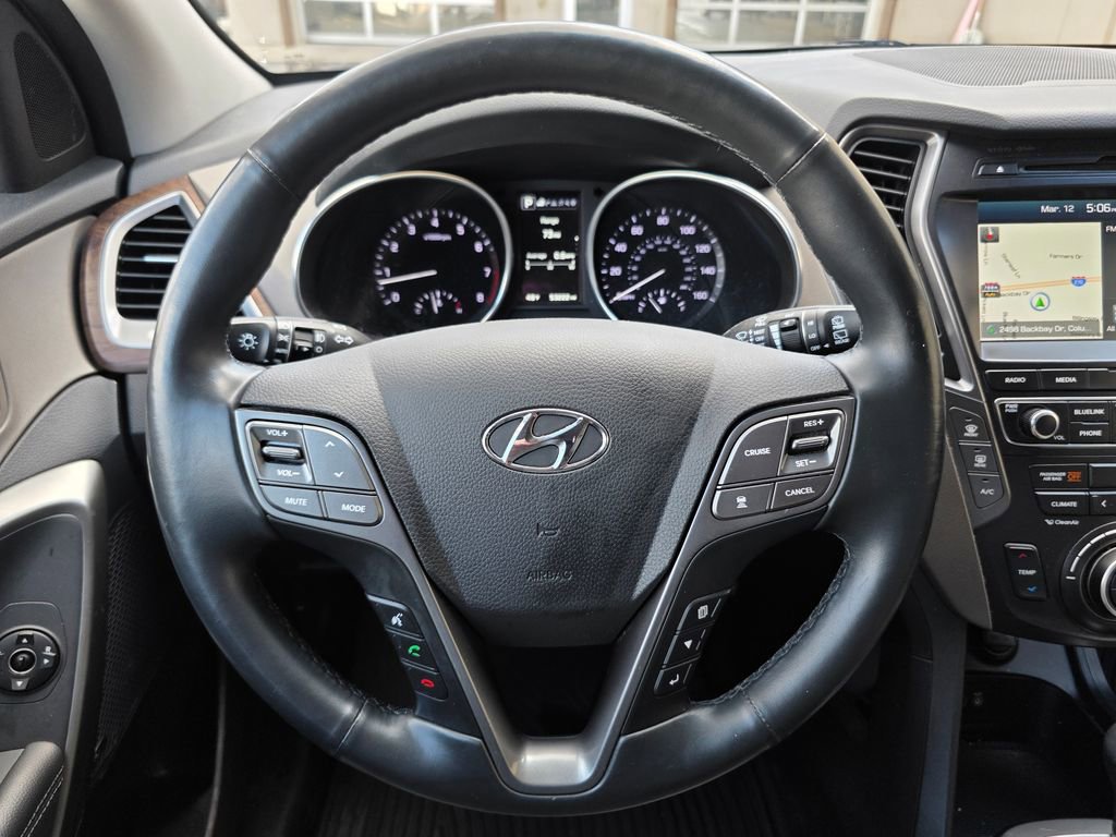 Used 2018 Hyundai Santa Fe Limited image 25