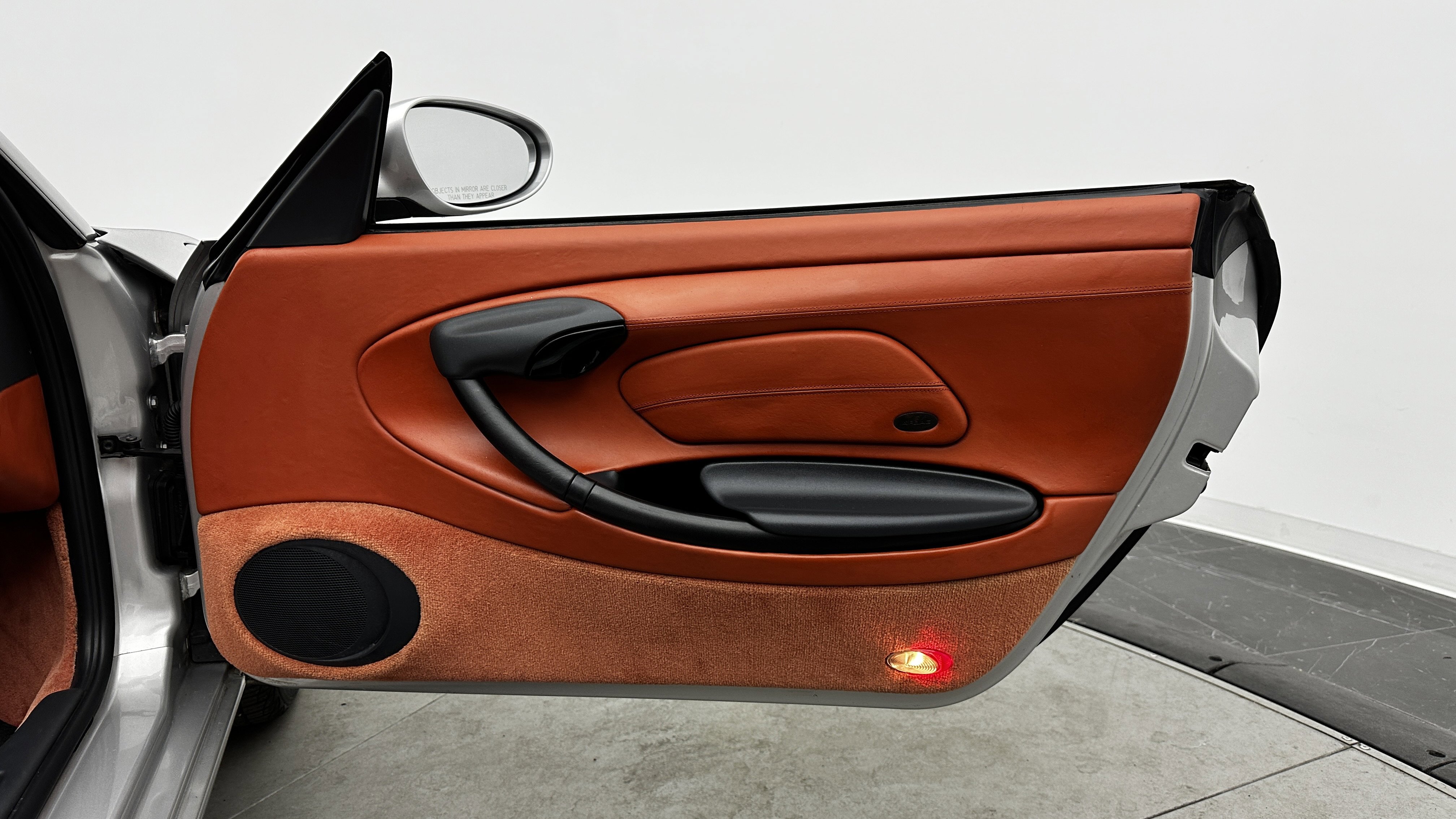 Used 1998 Porsche Boxster image 15