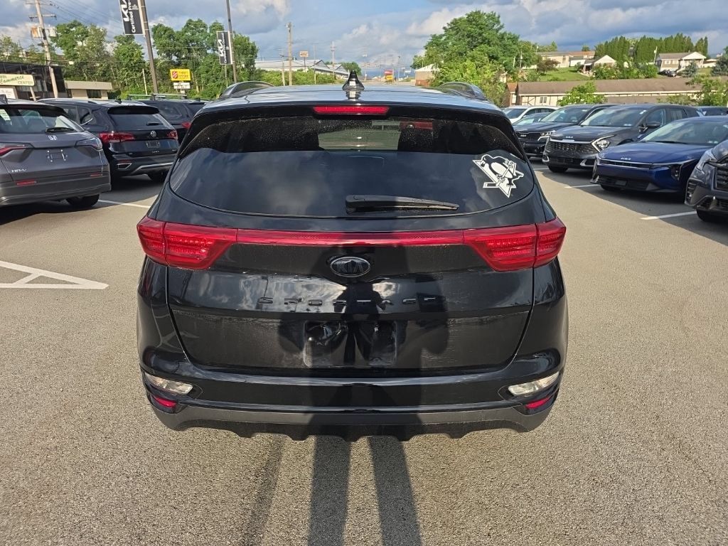 Certified 2022 Kia Sportage Nightfall Edition w/ Nightfall Fwd Premium Package image 6
