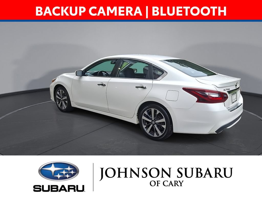 Used 2017 Nissan Altima 2.5 SR FWD image 2