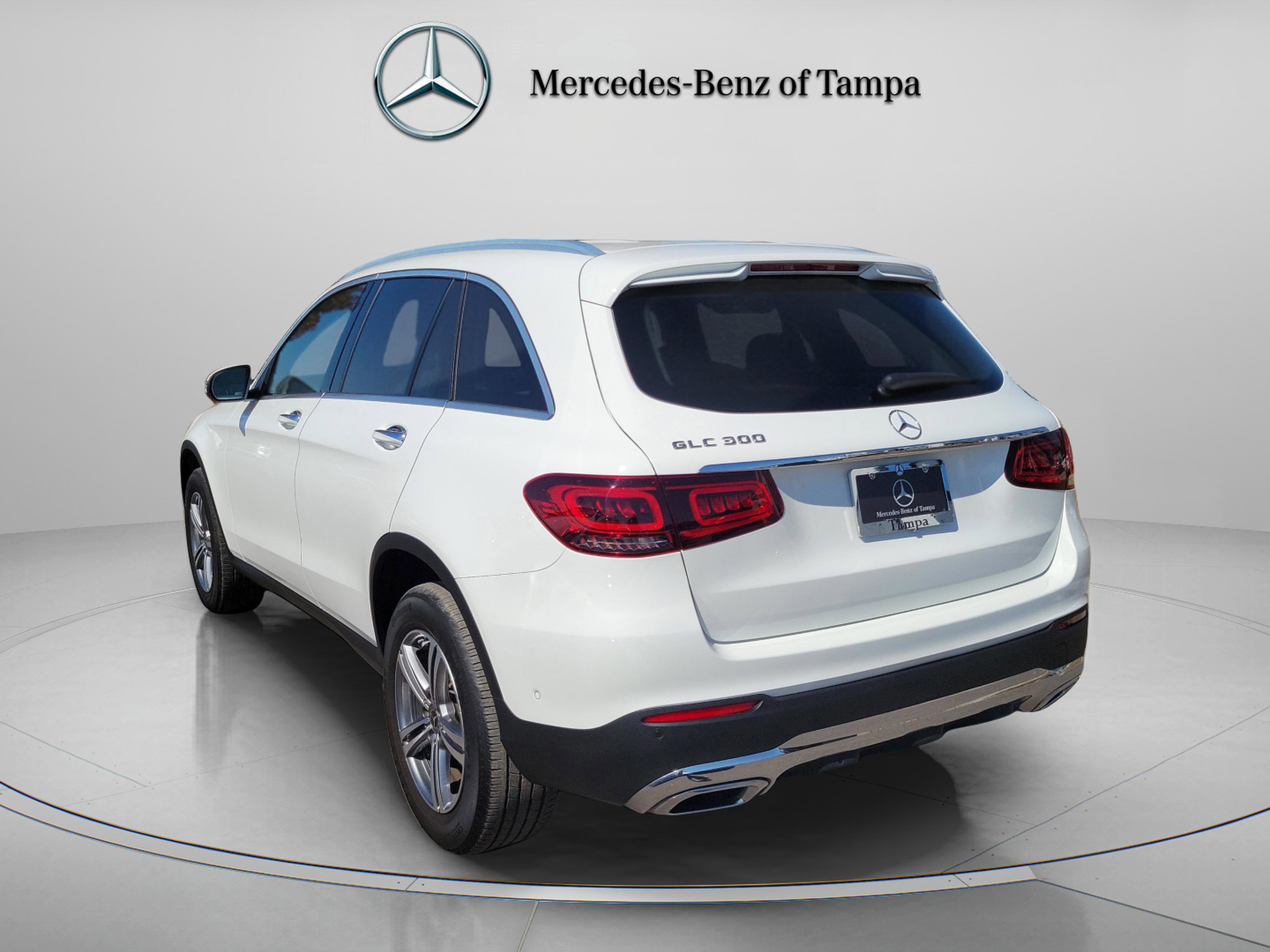 Used 2022 Mercedes-Benz GLC 300 image 3