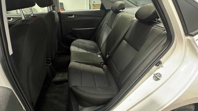 Used 2021 Hyundai Accent SE FWD image 17