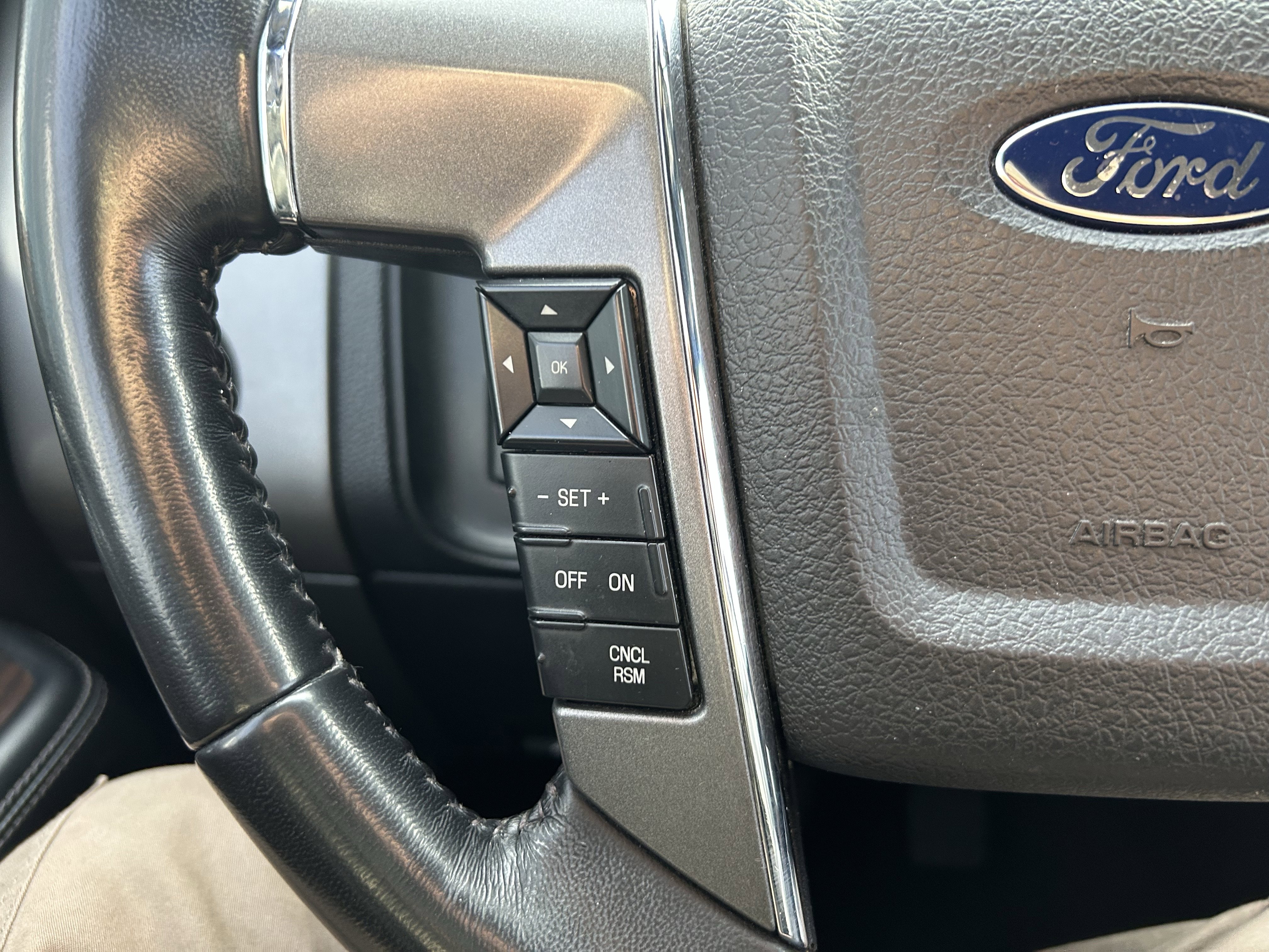 Used 2016 Ford Expedition Platinum image 20