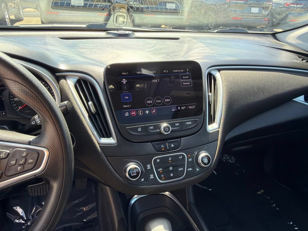Used 2022 Chevrolet Malibu LT FWD image 19
