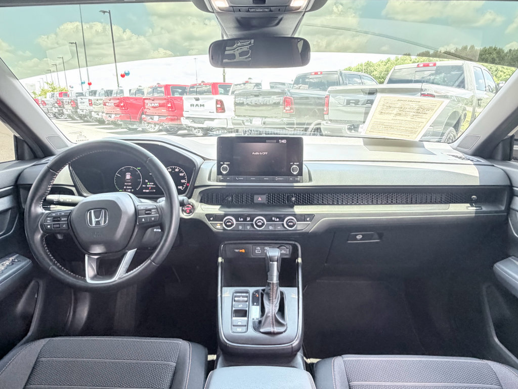 Used 2025 Honda CR-V Sport image 12