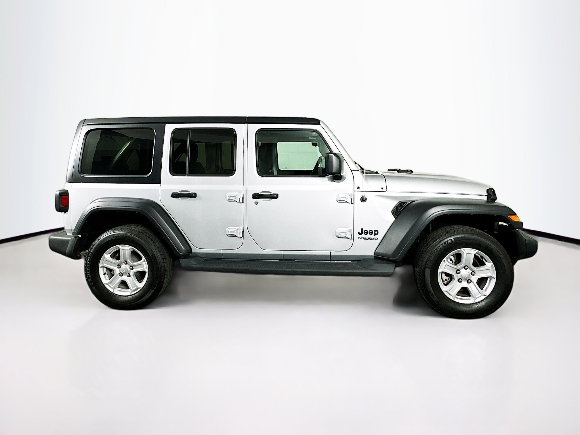Used 2022 Jeep Wrangler Unlimited Sport AWD/4WD image 10