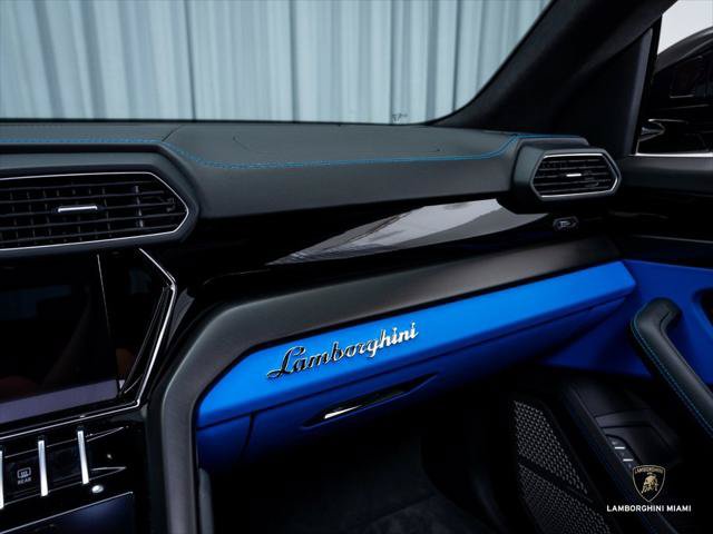 Used 2024 Lamborghini Urus S AWD/4WD image 34