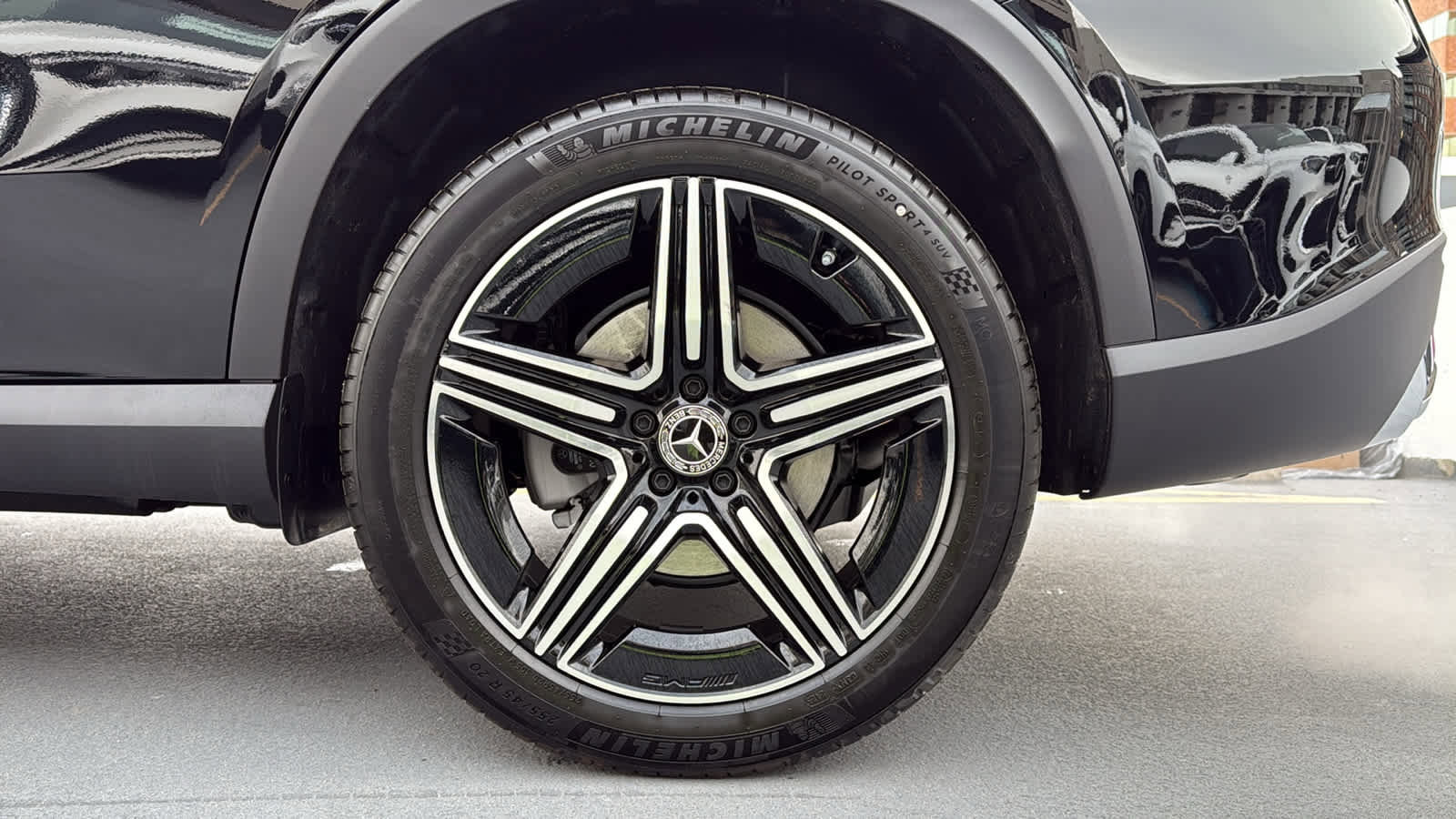 New 2026 Mercedes-Benz GLC 300 4MATIC image 12