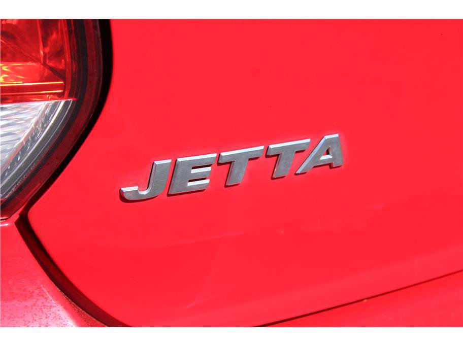 Used 2014 Volkswagen Jetta TDI FWD image 32