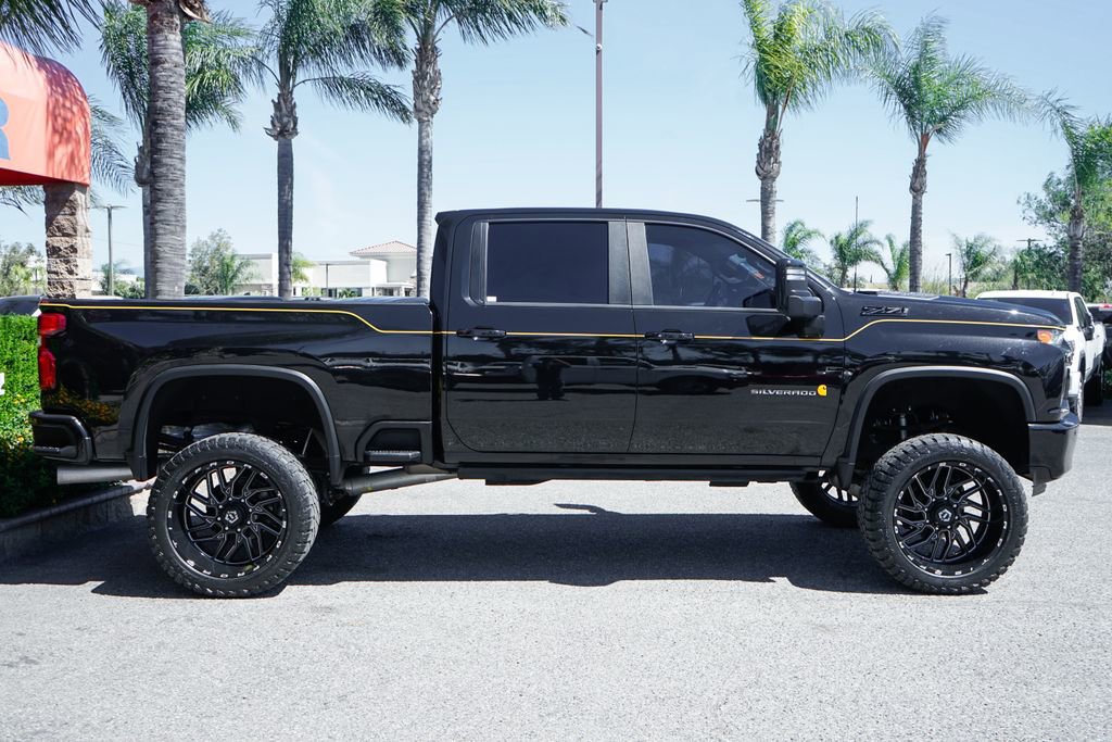 Used 2021 Chevrolet Silverado 2500 LTZ w/ Carhartt Edition image 11