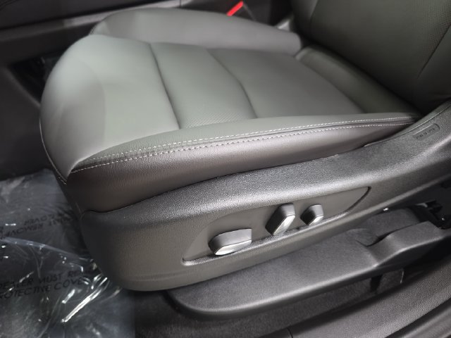 New 2026 Cadillac XT5 Premium Luxury w/ LPO, Floor Liner Package FWD image 26