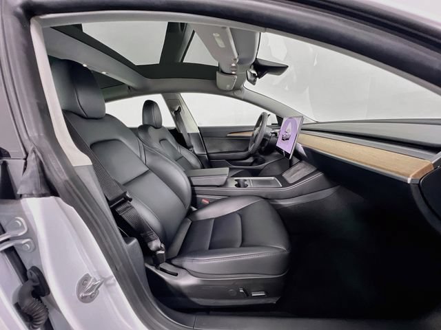 Used 2023 Tesla Model 3 Standard Range RWD image 27