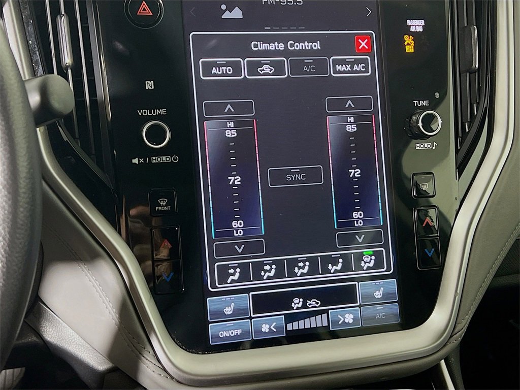 Used 2025 Subaru Outback Premium image 15