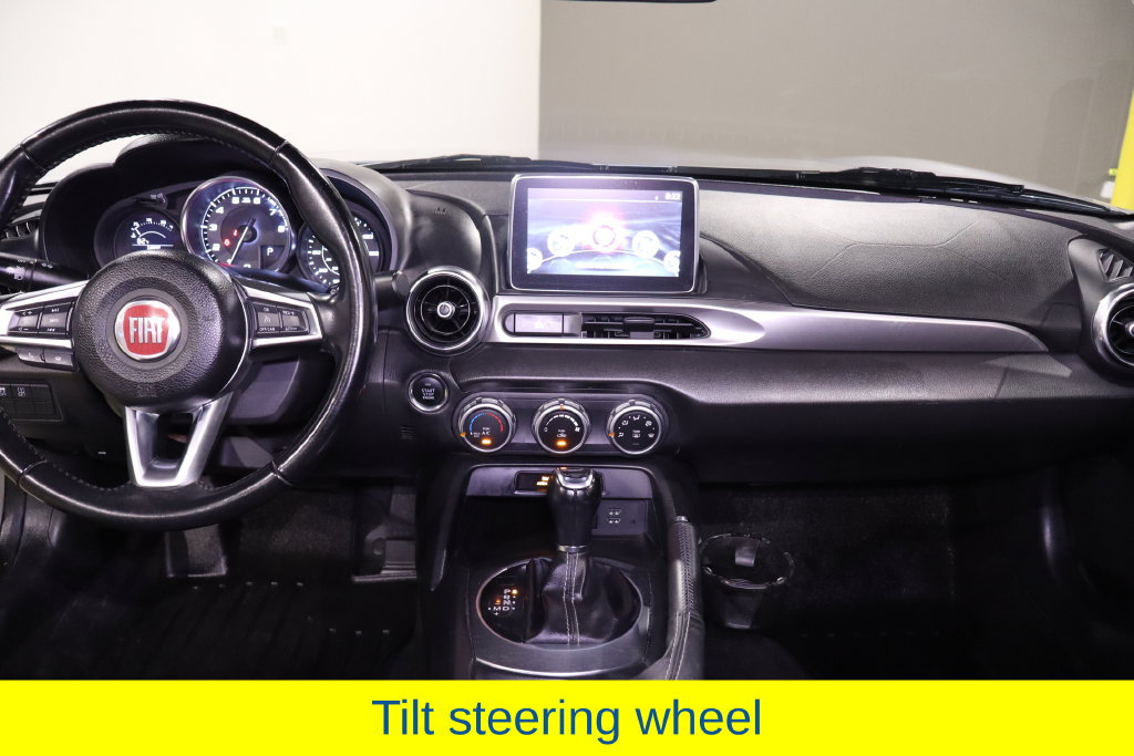 Used 2017 FIAT 124 Spider Classica RWD image 27