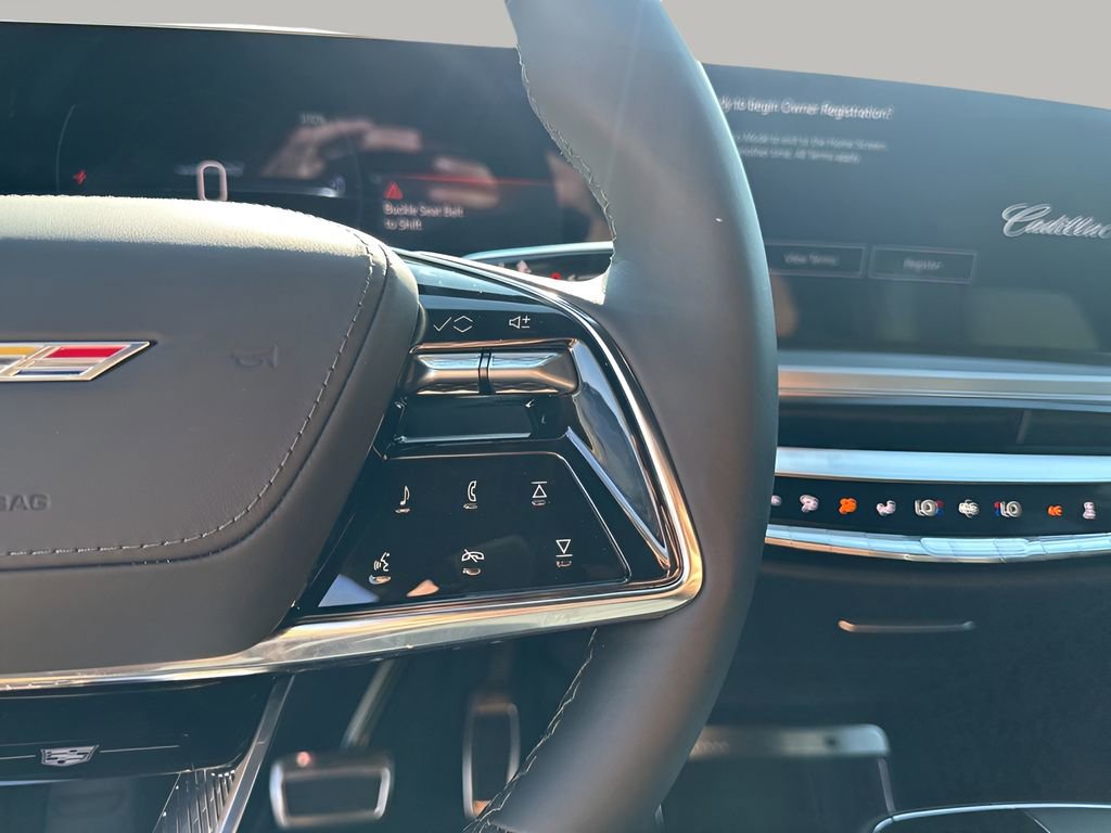 New 2026 Cadillac Lyriq V image 31