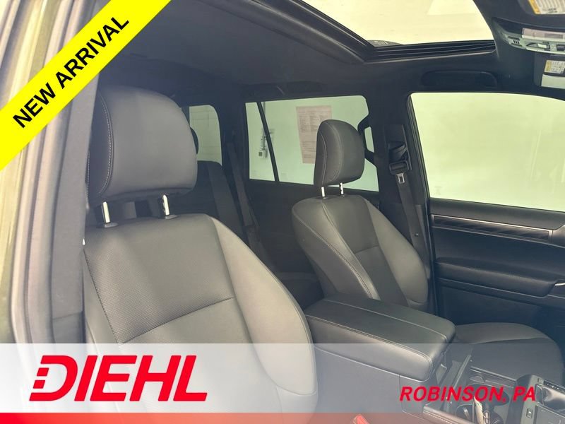 Used 2022 Lexus GX 460 w/ Black Line Special Edition AWD/4WD image 14
