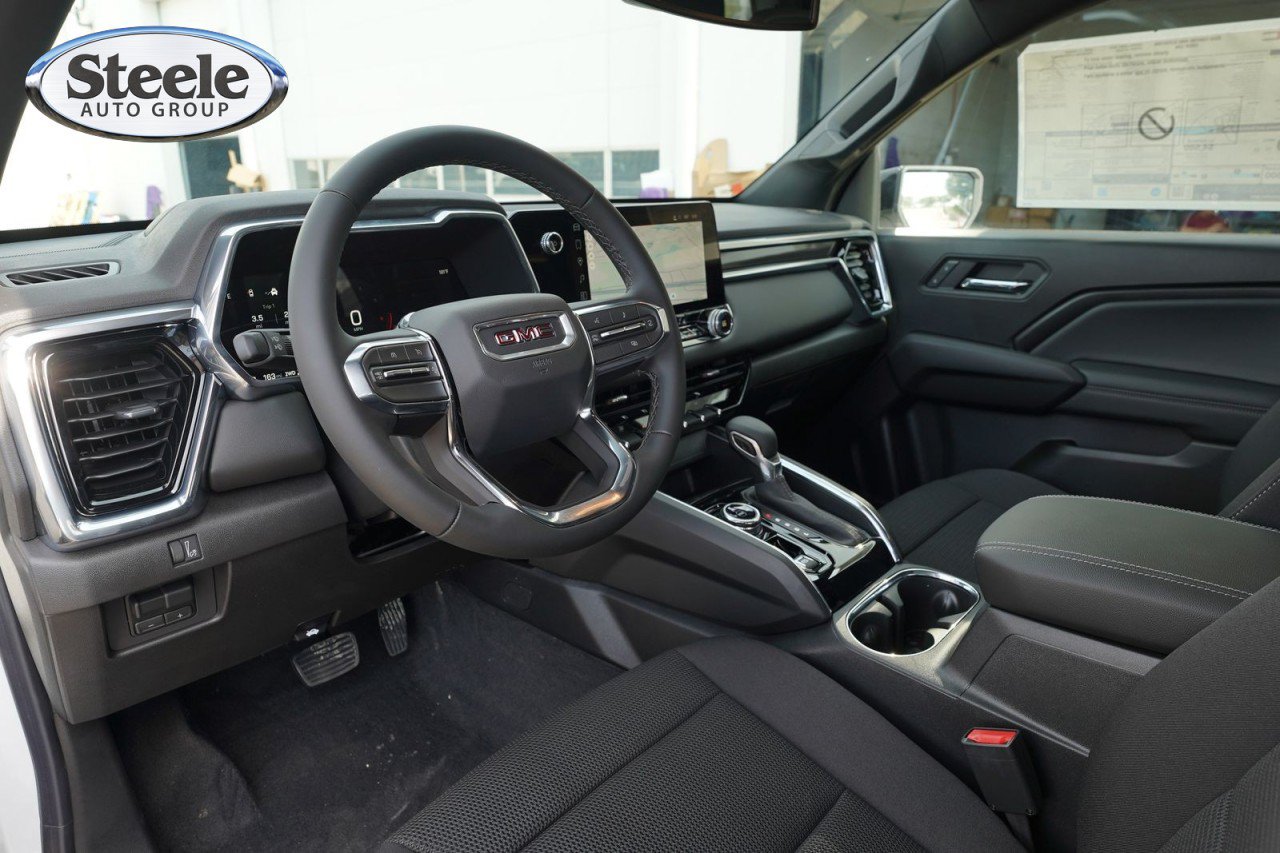 New 2026 GMC Canyon Elevation w/ Convenience Package AWD/4WD image 17