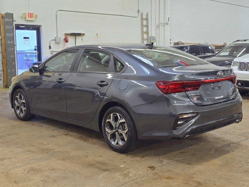 Used 2020 Kia Forte LXS image 17