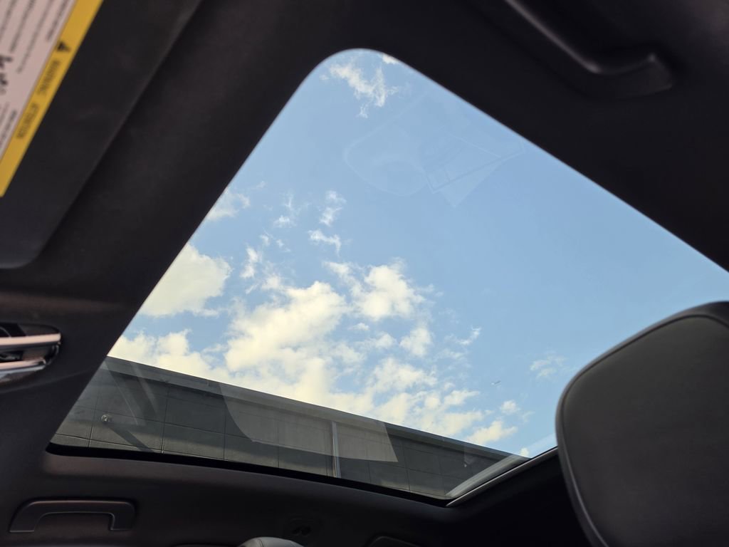 Certified 2023 Porsche Cayenne Coupe image 15