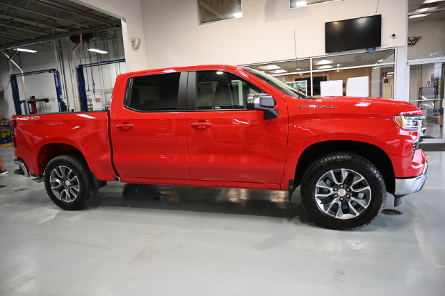 New 2026 Chevrolet Silverado 1500 LT AWD/4WD image 4