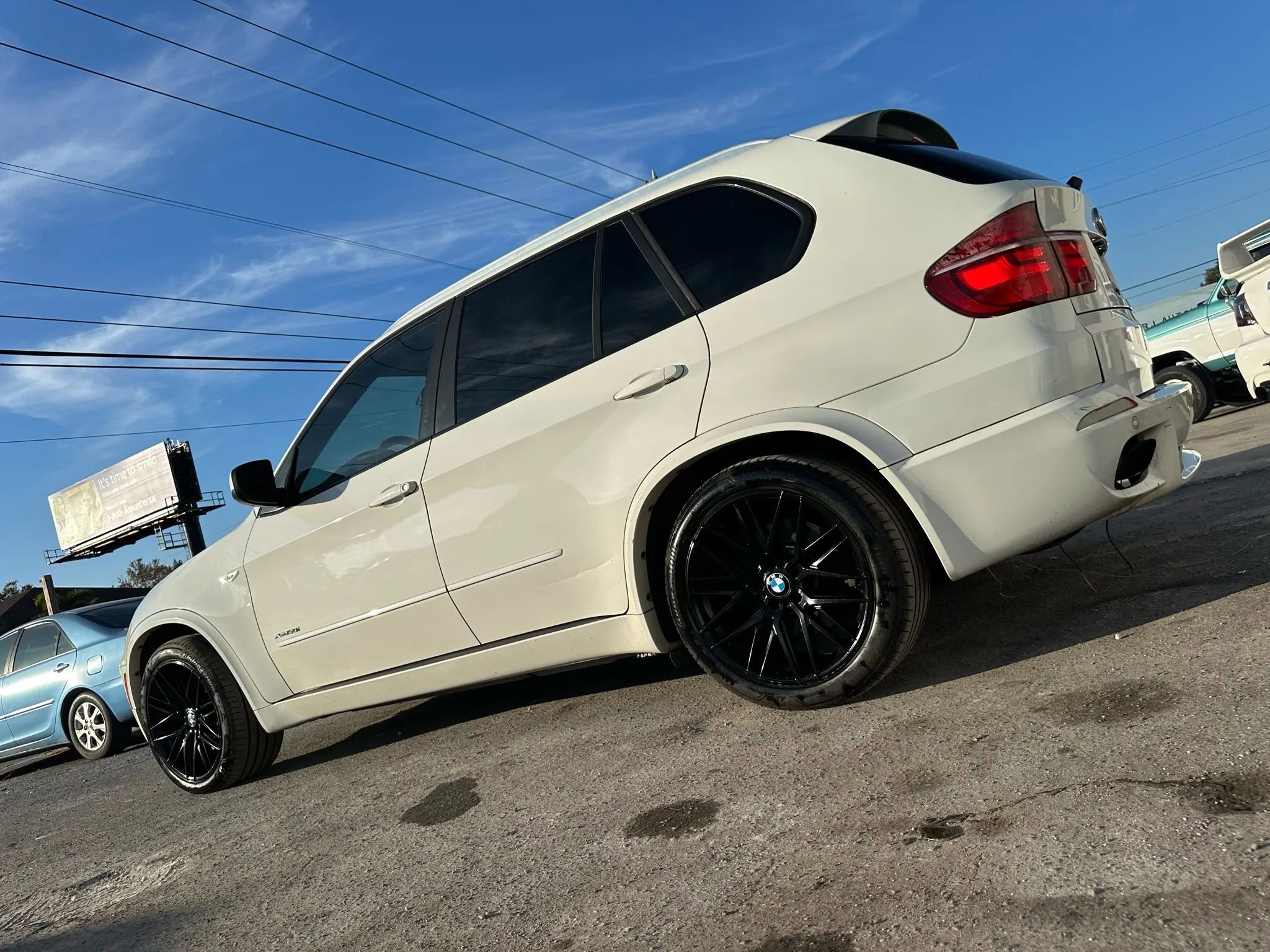 Used 2012 BMW X5 xDrive50i AWD/4WD image 3
