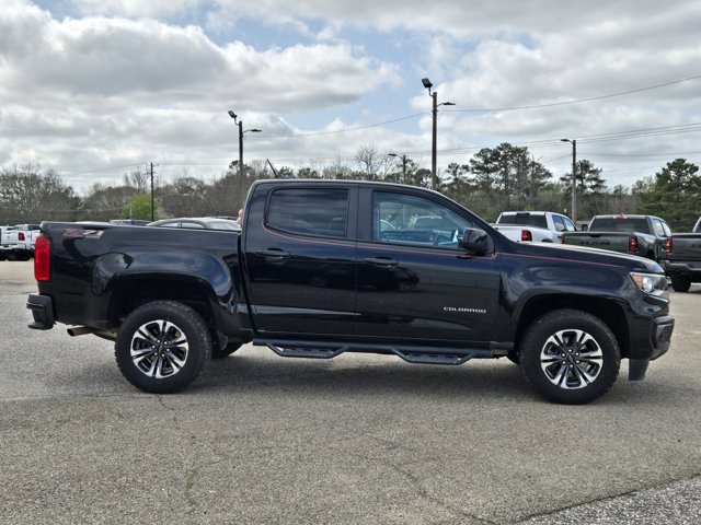 Used 2021 Chevrolet Colorado Z71 AWD/4WD image 6