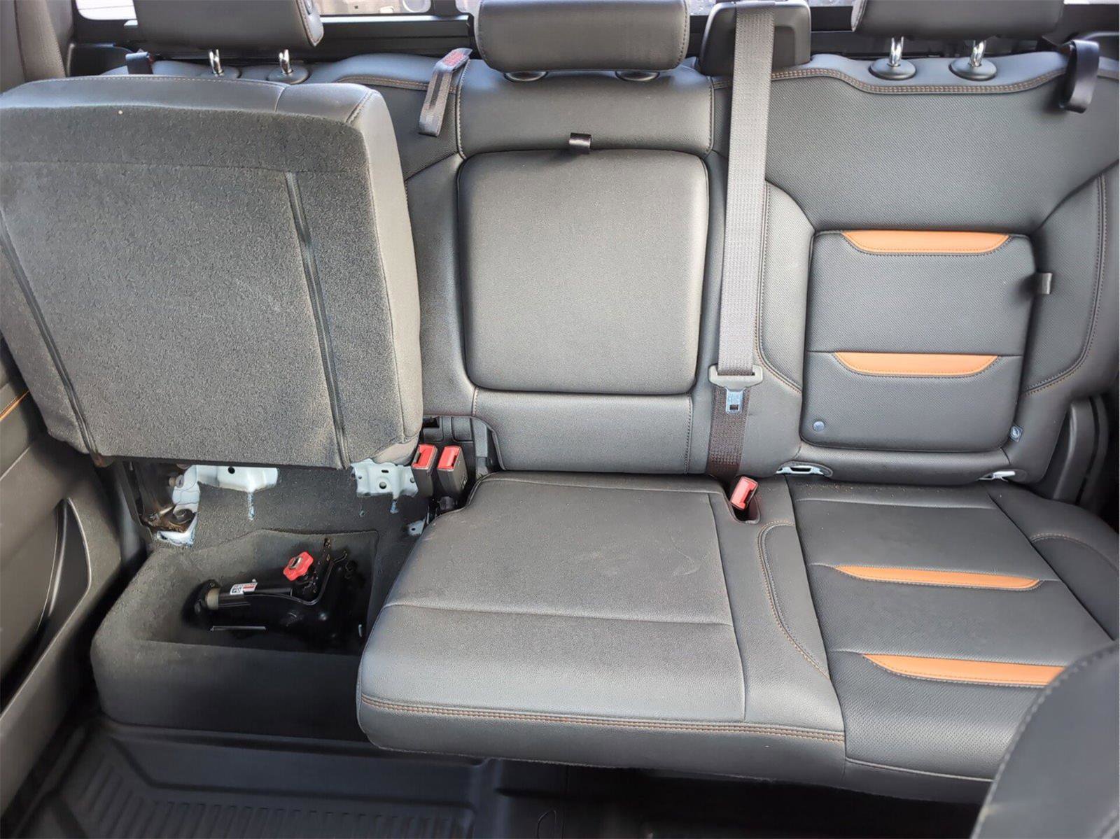 Used 2023 GMC Sierra 1500 AT4 w/ AT4 Premium Package AWD/4WD image 28