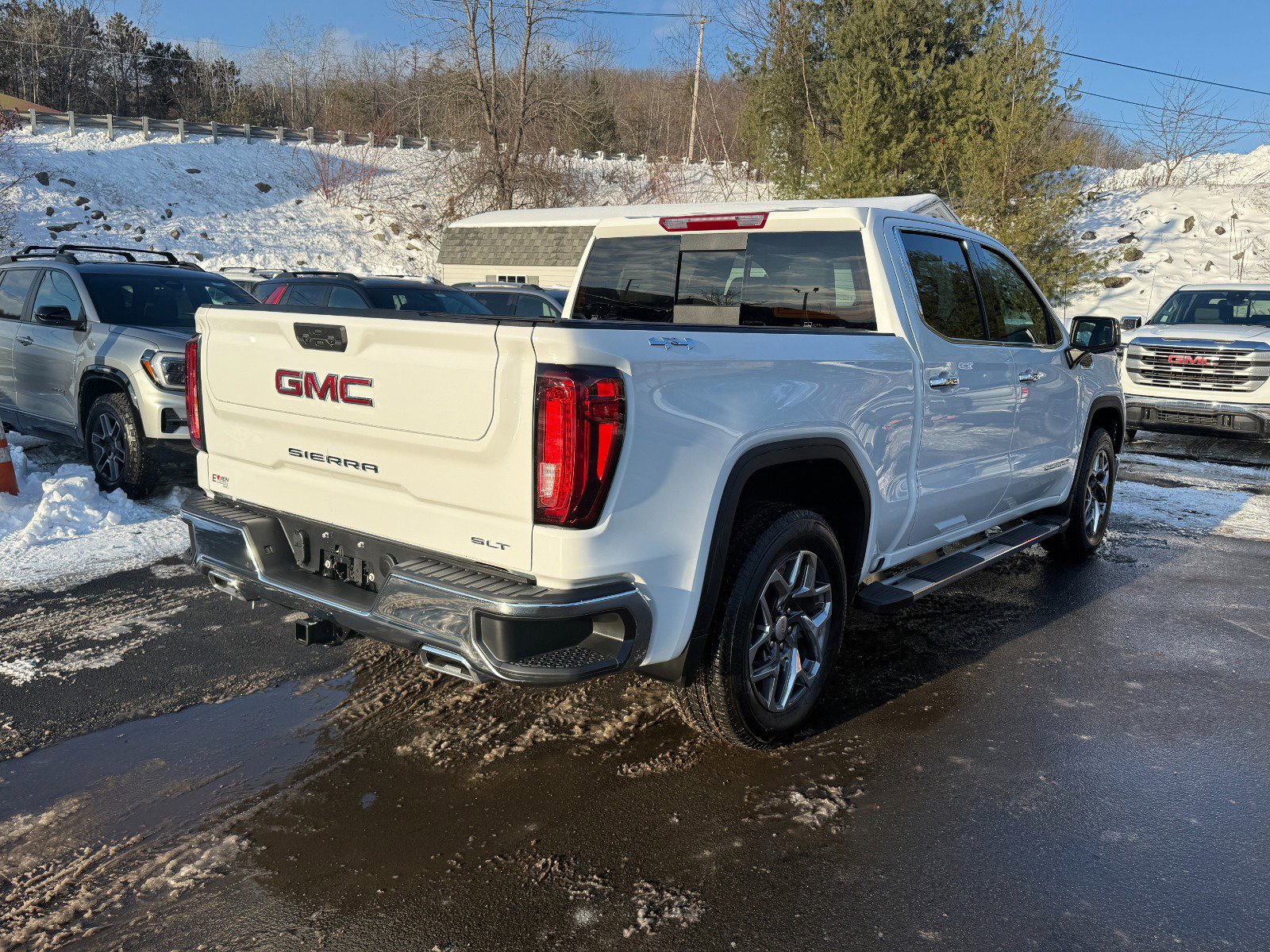 New 2026 GMC Sierra 1500 SLT w/ SLT Premium Package image 5