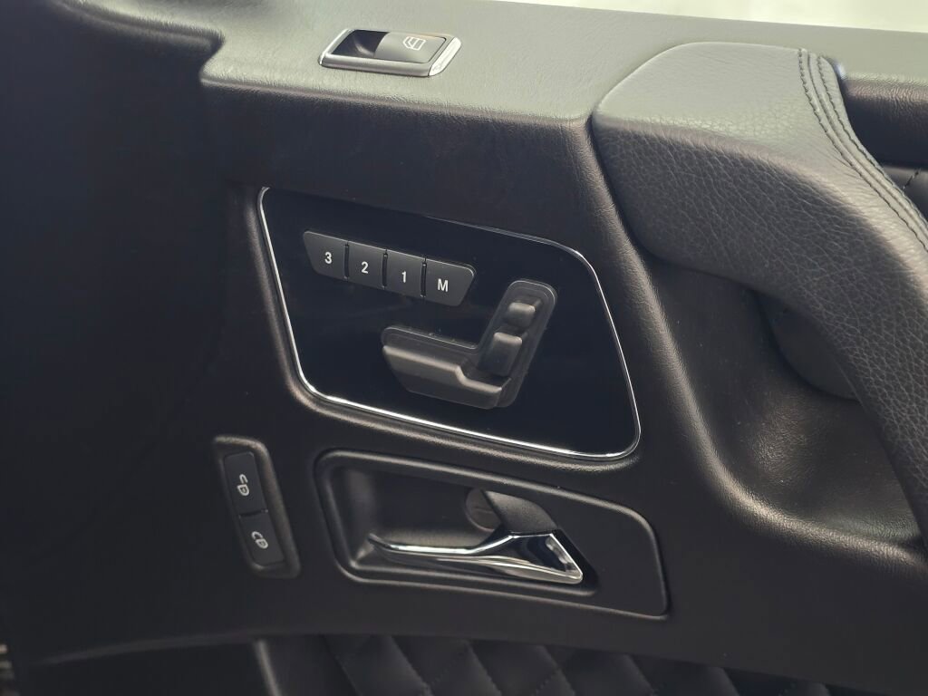 Used 2016 Mercedes-Benz G 63 AMG 4MATIC image 24