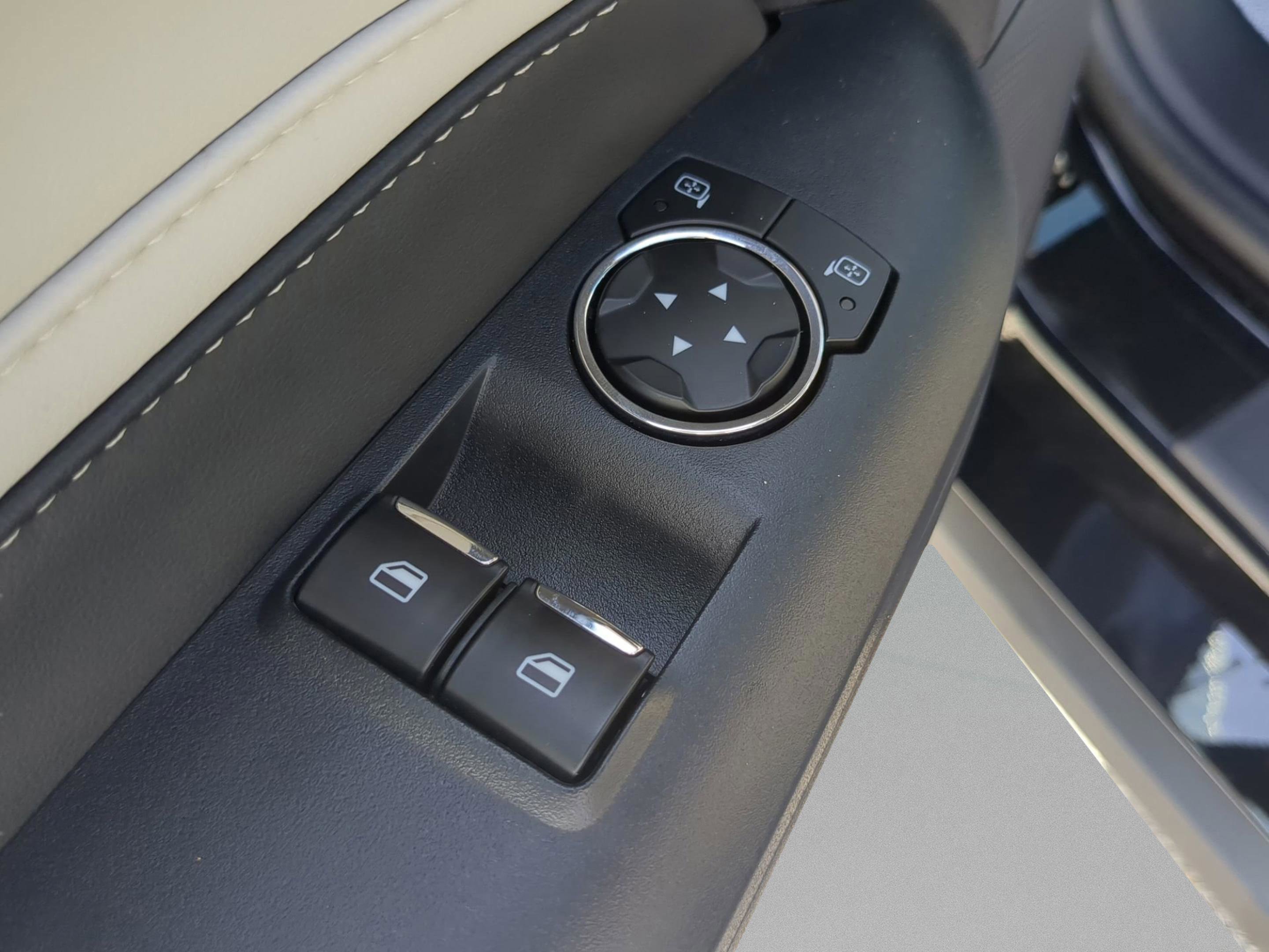 Used 2025 Ford Mustang GT Premium image 46