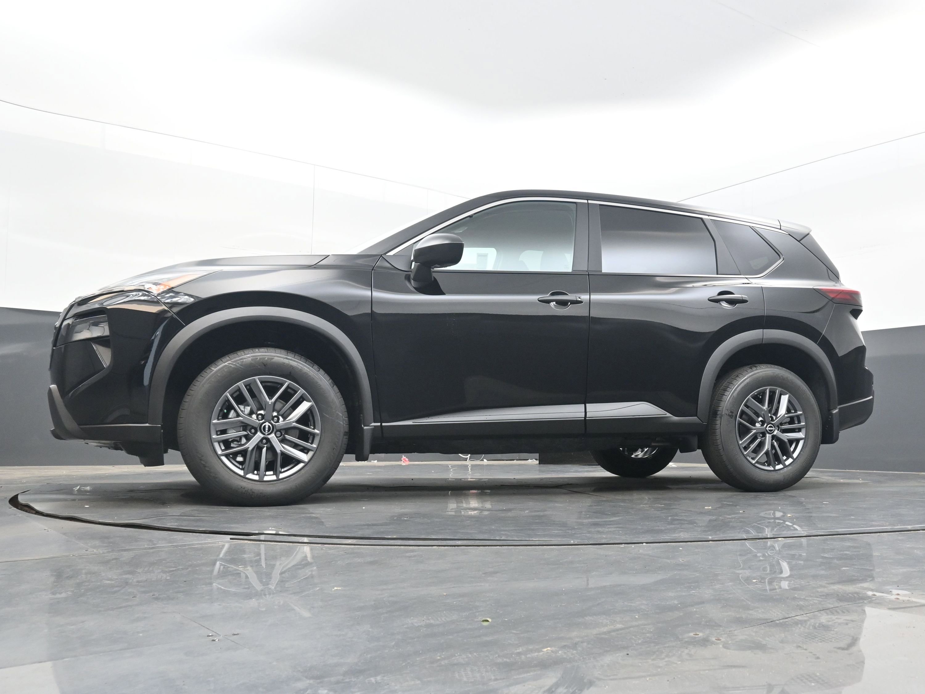 New 2026 Nissan Rogue S image 26