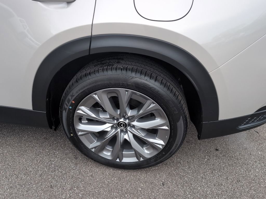 New 2026 MAZDA CX-90 Plug-In Hybrid w/ Preferred AWD/4WD image 13
