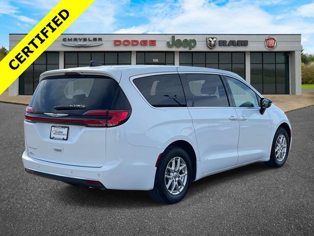 Used 2024 Chrysler Pacifica Touring-L image 33