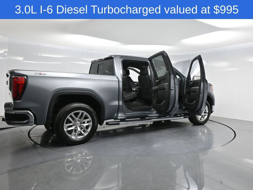 Used 2022 GMC Sierra 1500 SLT w/ SLT Premium Package AWD/4WD image 4