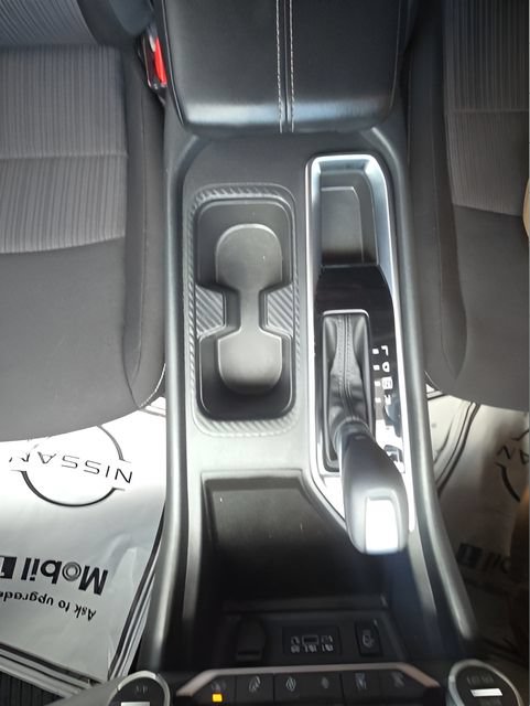 Certified 2025 Nissan Sentra SV w/ All-Weather Package FWD image 17