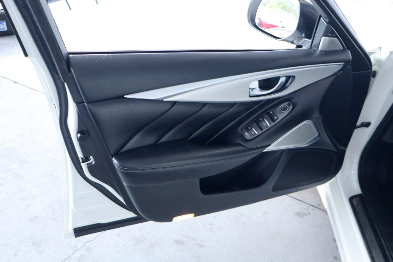 Used 2021 INFINITI Q50 Luxe w/ Seat & Sound Package RWD image 12