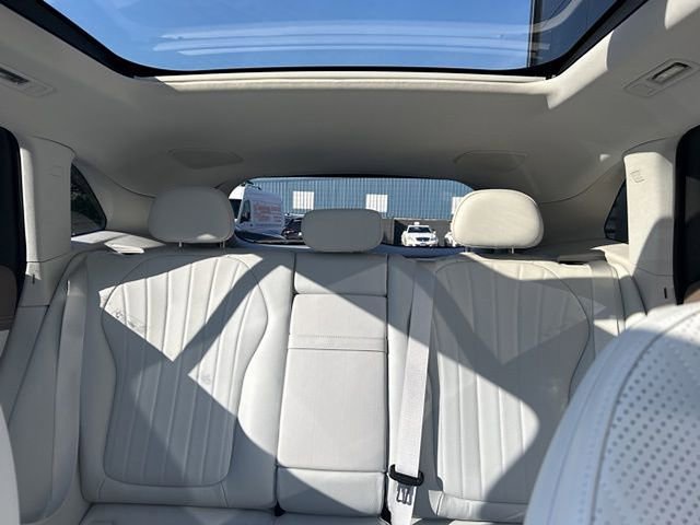 Used 2023 Mercedes-Benz EQE 500 4MATIC SUV image 26