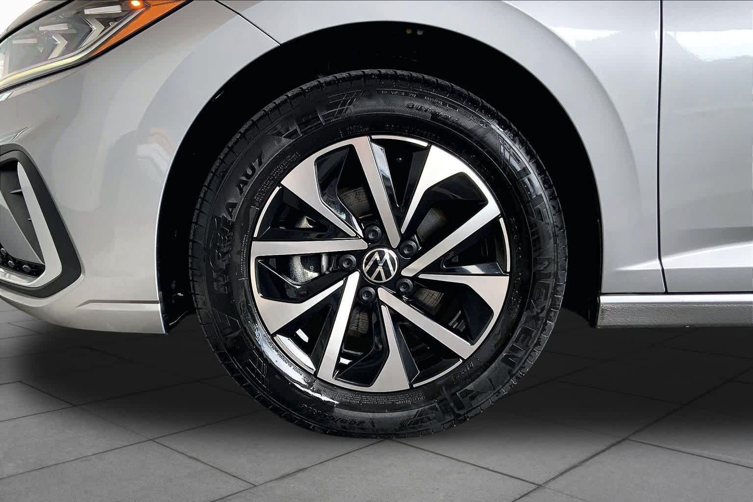 Used 2025 Volkswagen Jetta S FWD image 11