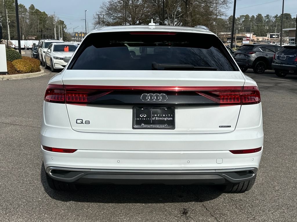 Used 2023 Audi Q8 Premium Plus image 11