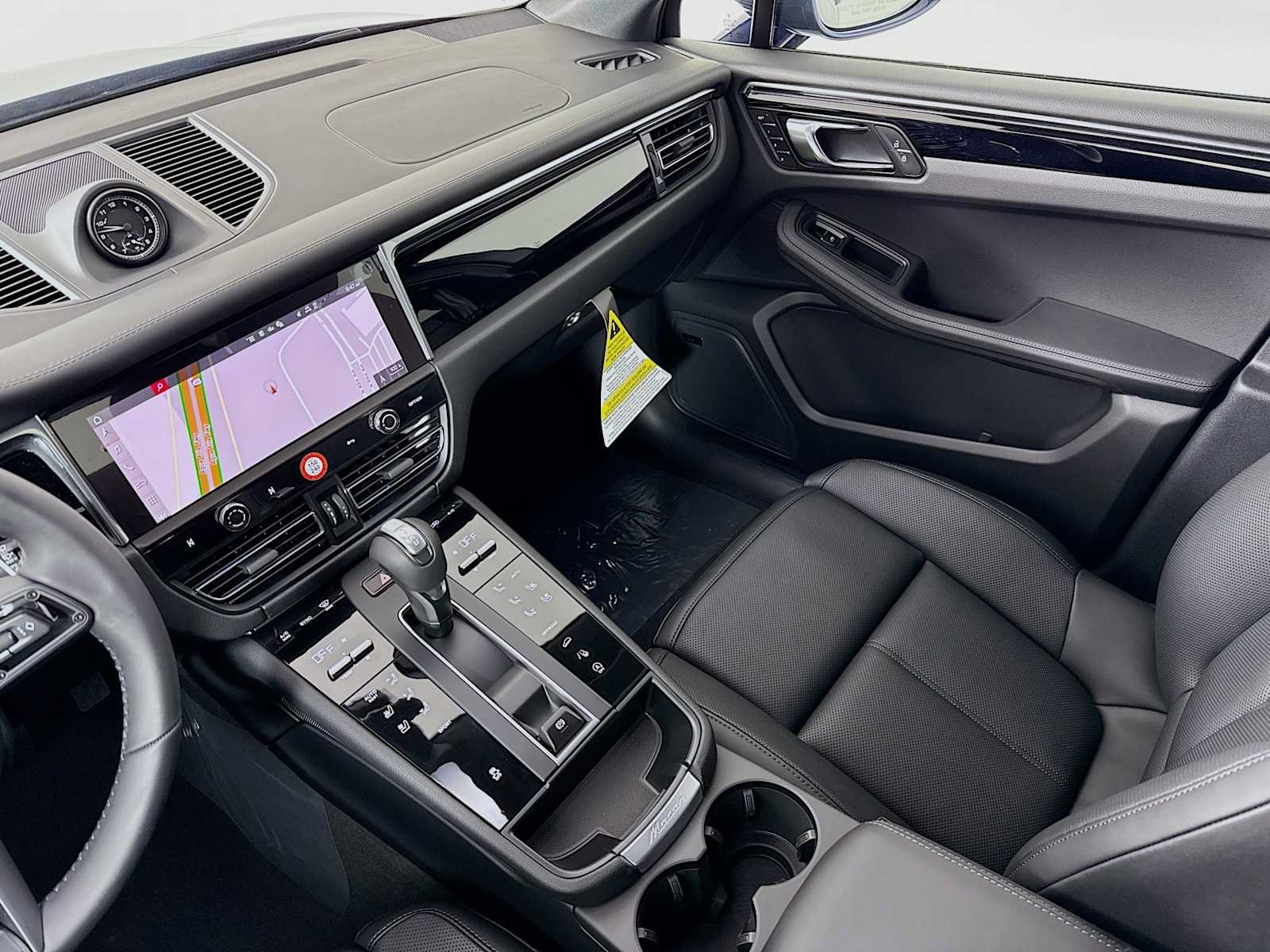 New 2026 Porsche Macan AWD/4WD image 26
