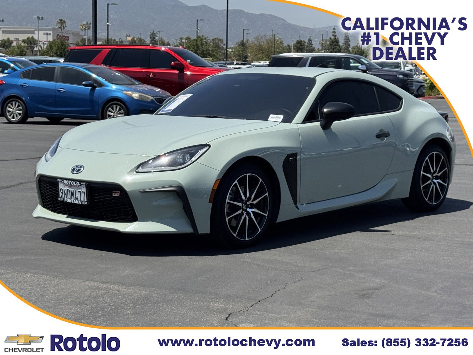 Used 2024 Toyota GR86 RWD image 3