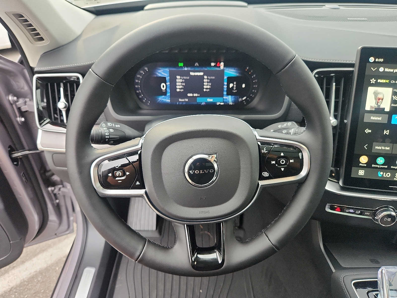 Used 2026 Volvo XC90 B6 Ultra w/ Protection Package Premier AWD/4WD image 19